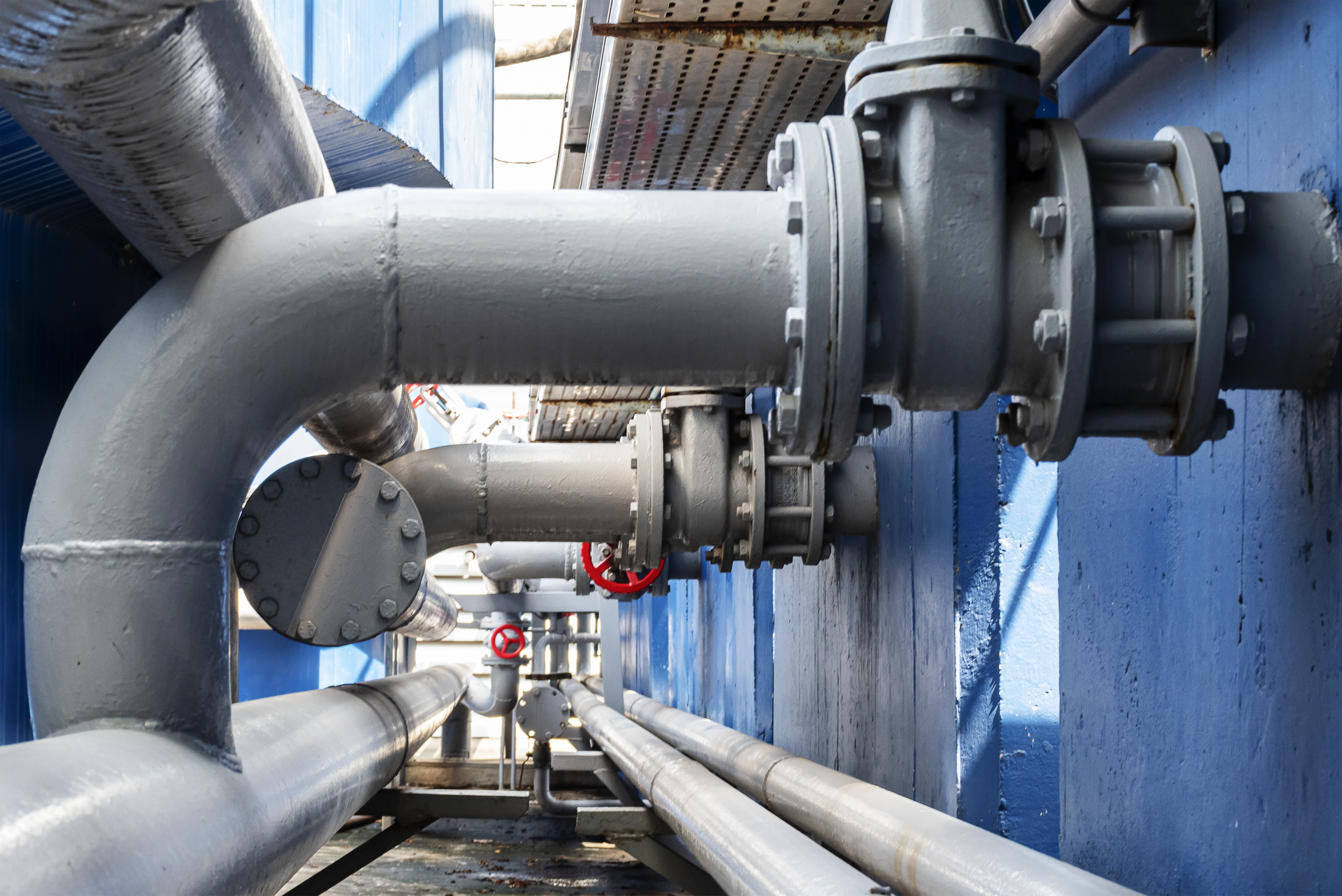 Pipeline for waste water treatment ponds