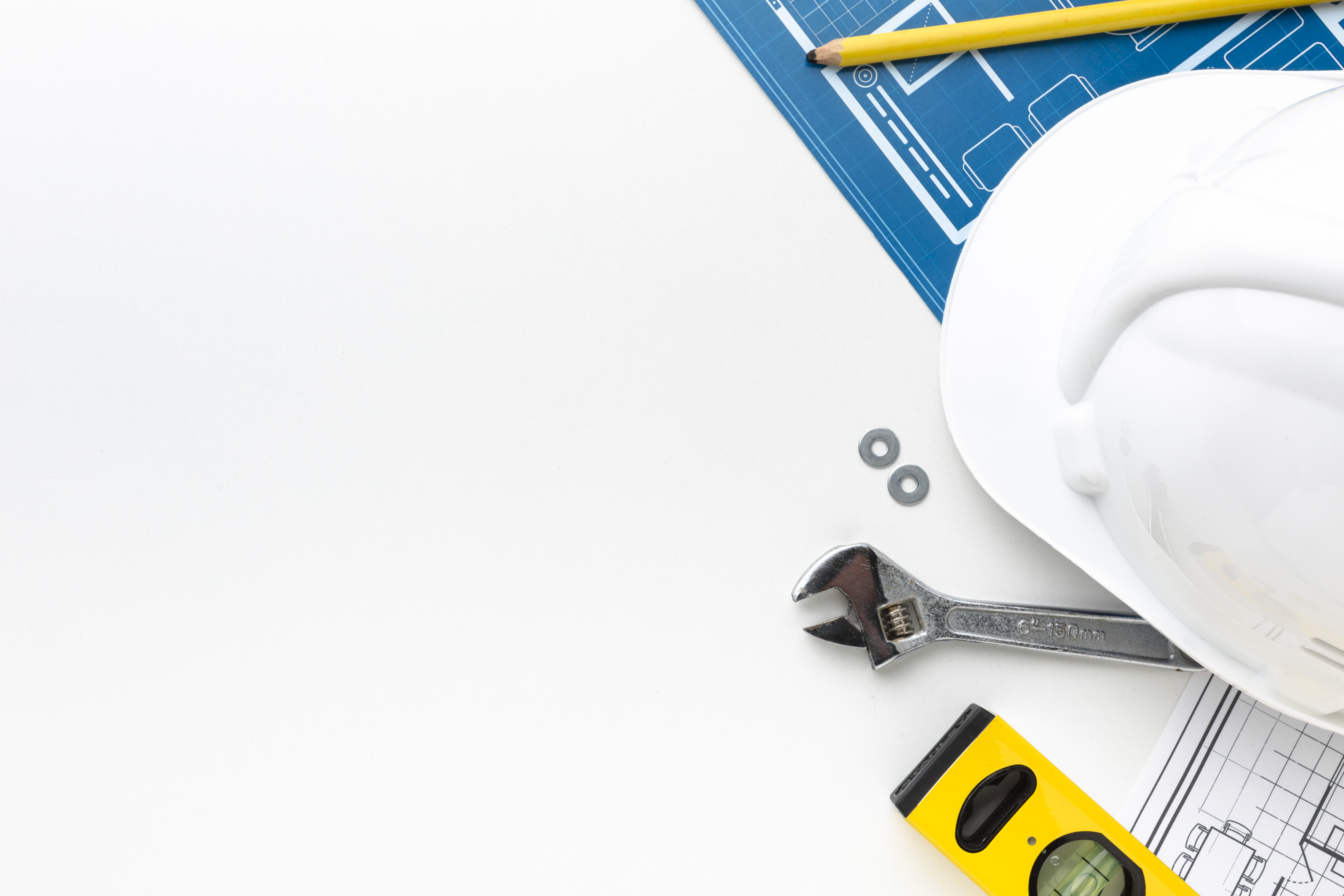 white-construction-hat-with-copy-space